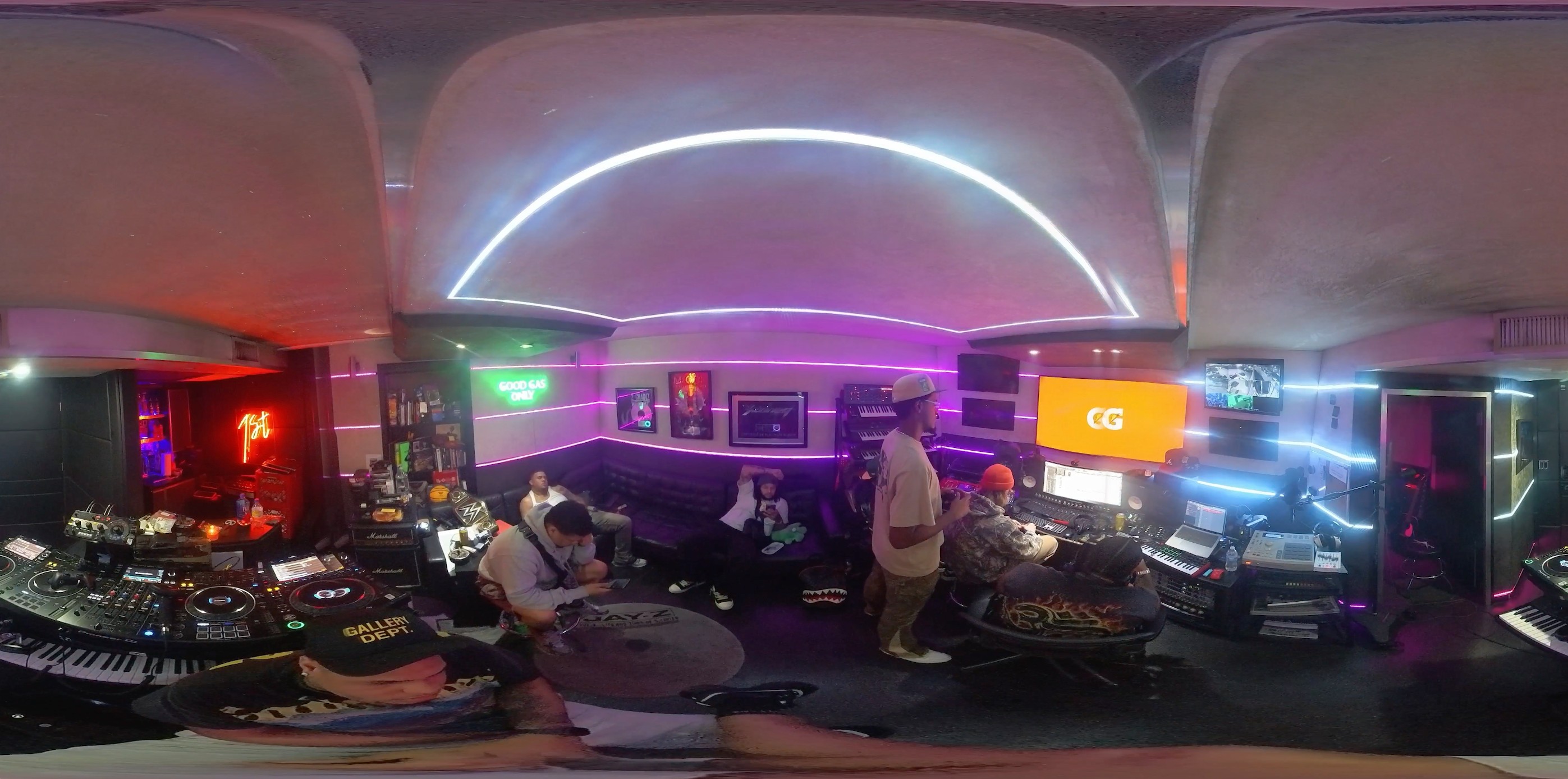 Immersive 360 Studio View